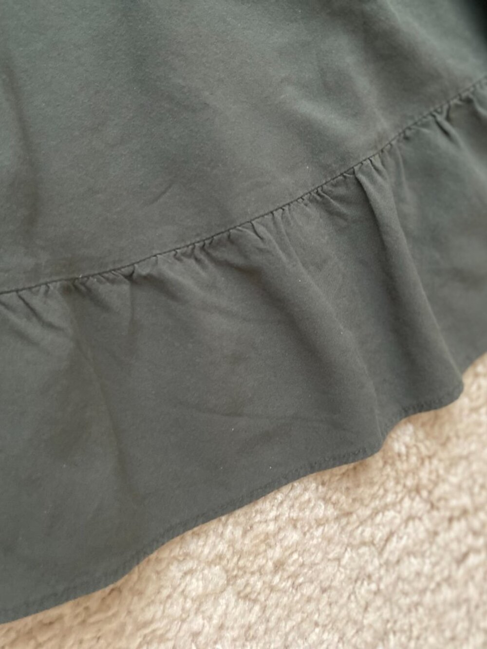 Wild Fable Olive Green Ruffle Hem Cami Tank Top Size Small - Picture 4 of 9